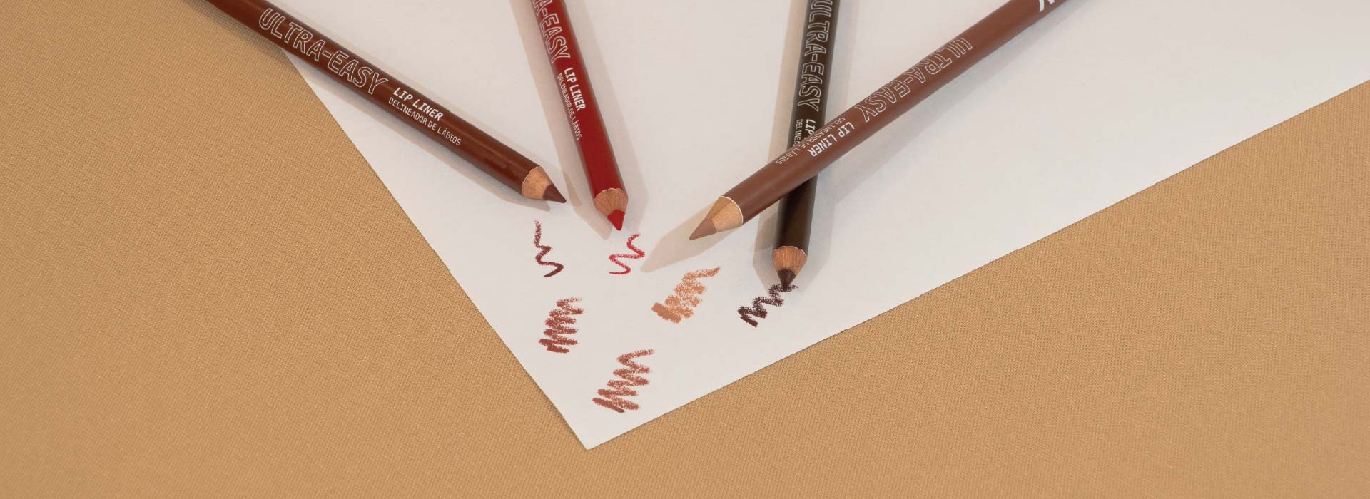 Lápis Cortono Labial Ultra Easy Lip Liner 1,5g - Ruby Kisses